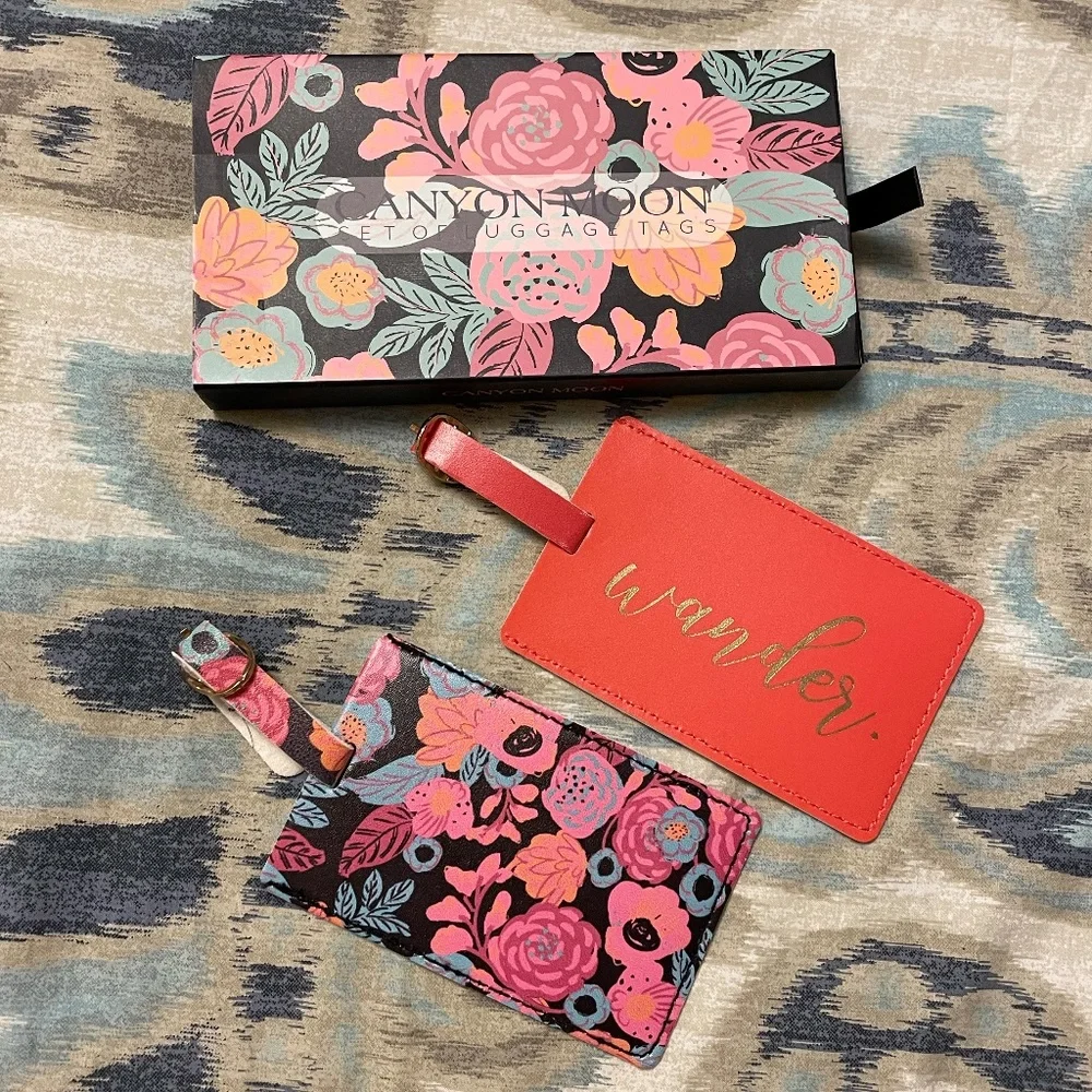 Canyon Moon Wander Luggage Tag Set